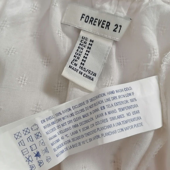 sz: M, white loose short sleeve top - Picture 4 of 5